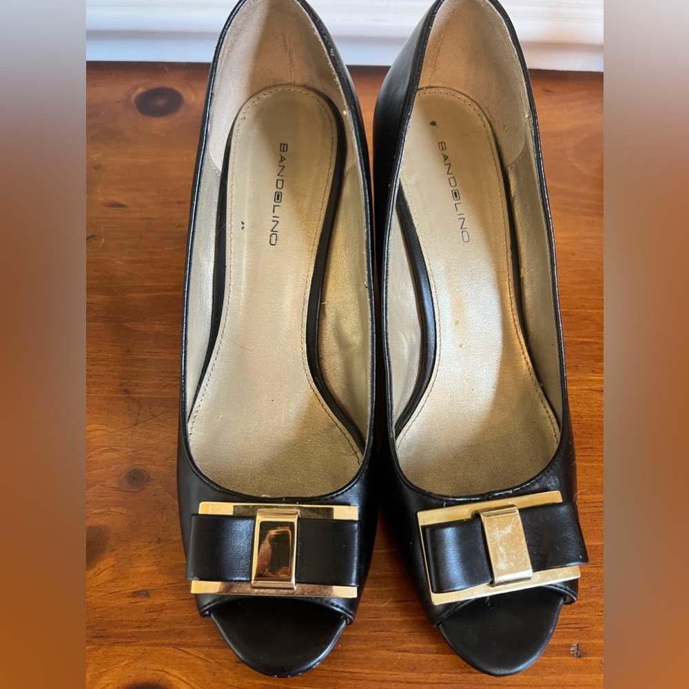 Bandolino Black Wedge heels size 9